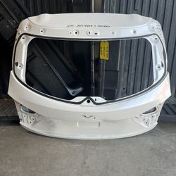 2014-2015-2016-2017-2018 MAZDA 3 HATCHBACK LIFTGATE OEM USED