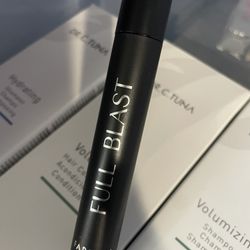Full Blast Mascara