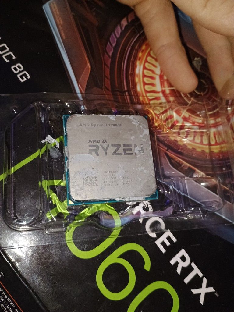 AMD Ryzen 3 2200GE