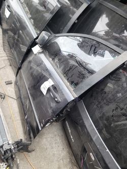 2016 Dodge Caravan Left Front Door 