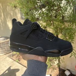 Air Jordan 4 Nike “ Black Cat” Size 9