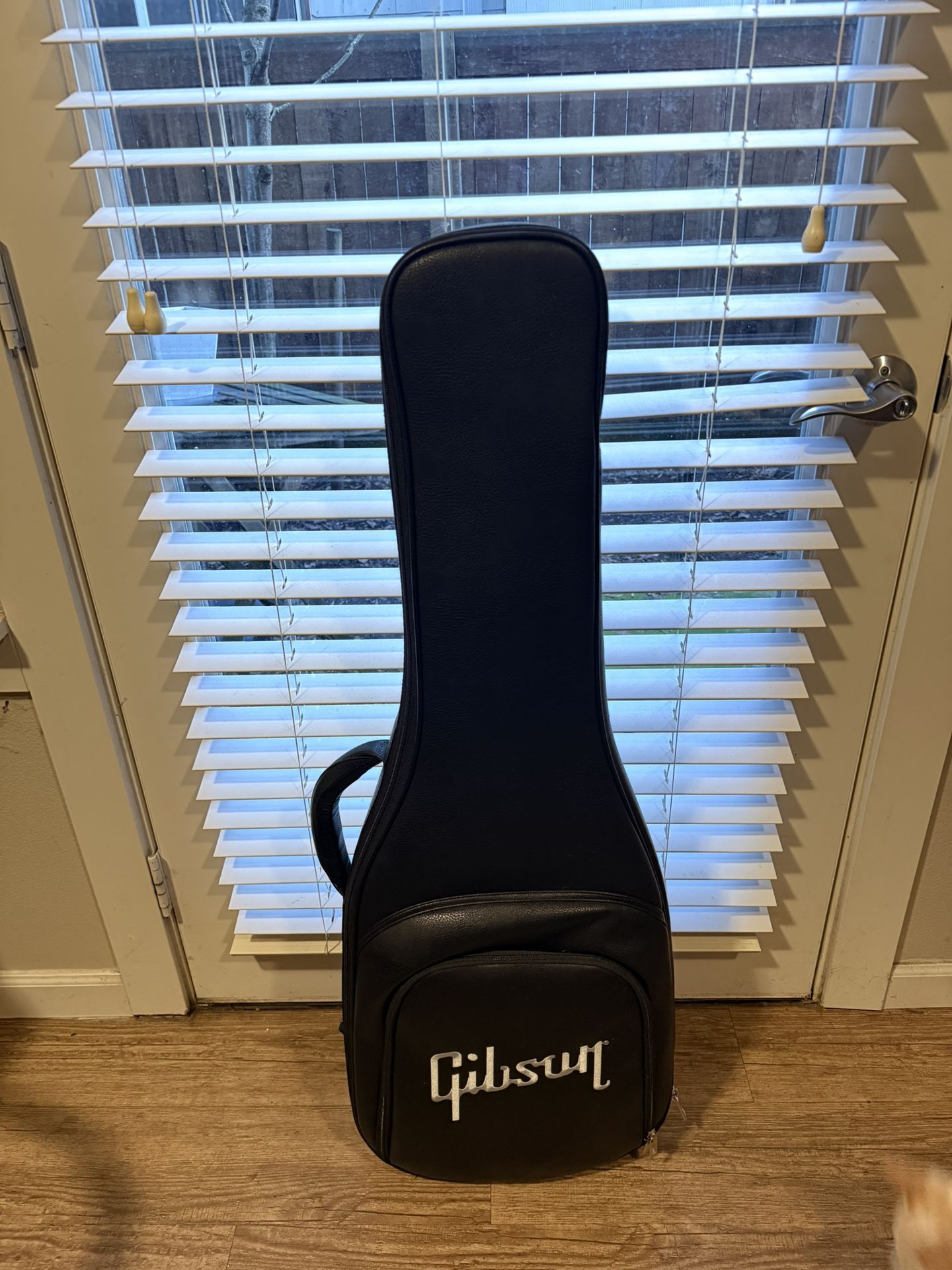 Gibson Leather Soft Guitar Case