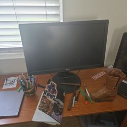 LG Flatiron W2442pa Monitor **free**