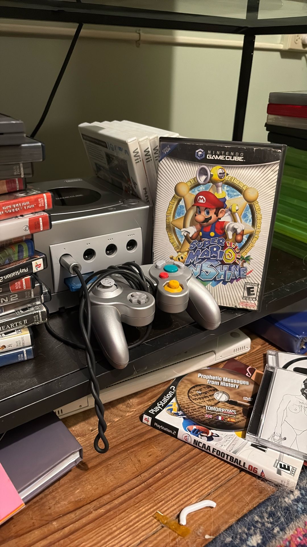 Nintendo Gamecube (Fully Working) + Mario sunshine