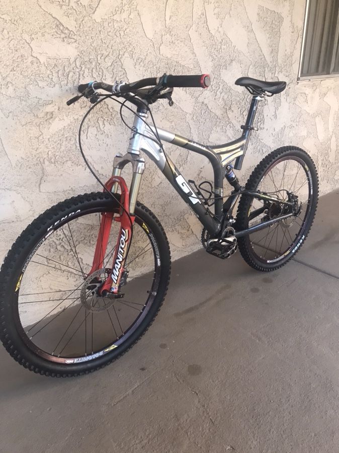 MOUNTAIN BIKE GT IDRIVE 1.0 2”(2001)