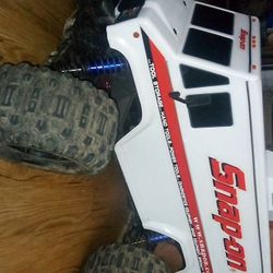 Traxxas Snap-on X-maxx Body