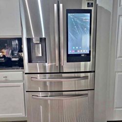 Refrigerator 