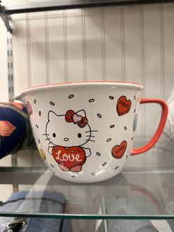 Hello Kitty Large Bowl