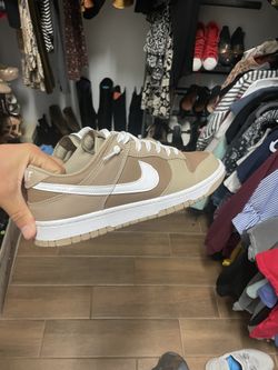 Dunk Low  Sz 9