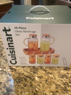 Cuisinart  19 piece glass beverage set