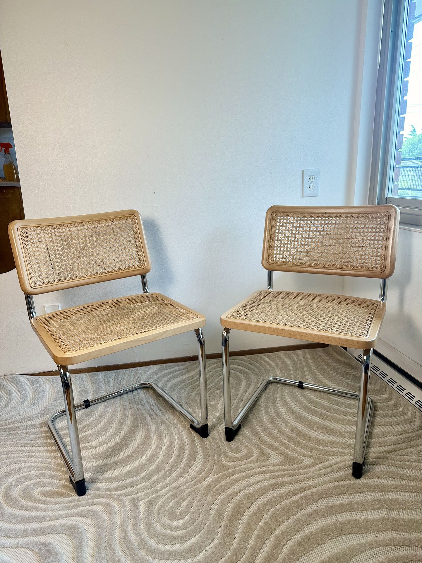 Set of Two Cesca Style Scandinavian Design Chairs