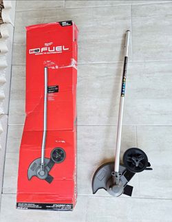Milwaukee FUEL 18V QUIK-LOK Edger Attachment