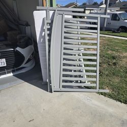 FREE CRIB 