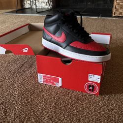 Men’s Nikes