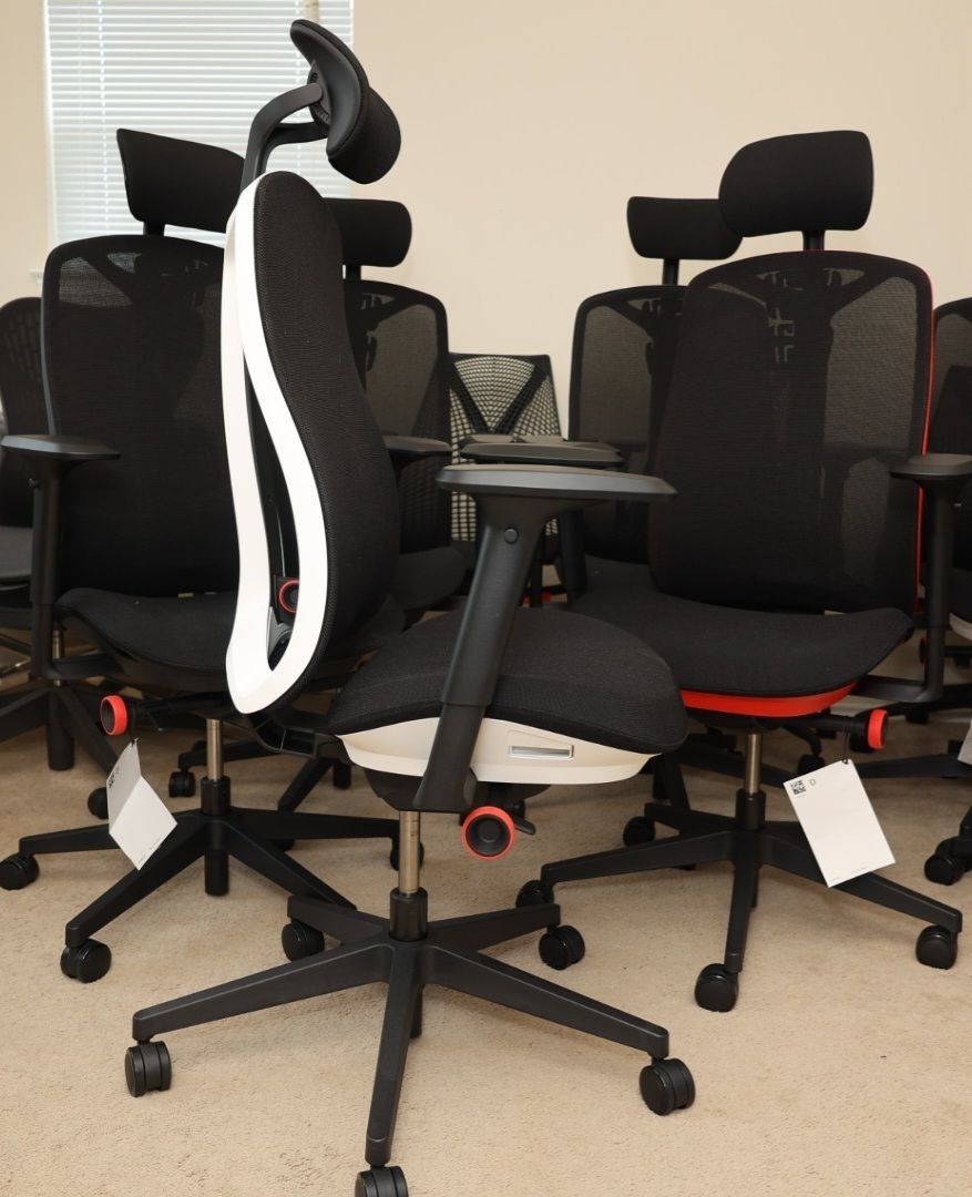 Brand New Herman Miller VANTUM Gaming 