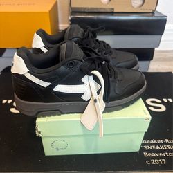 OFF white - Out of office