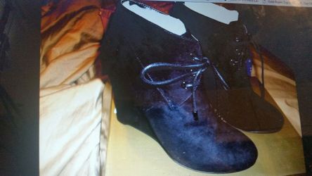Women's size 8 wedges boots