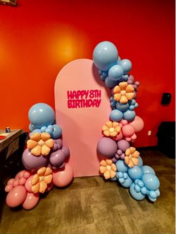 Balloon arch