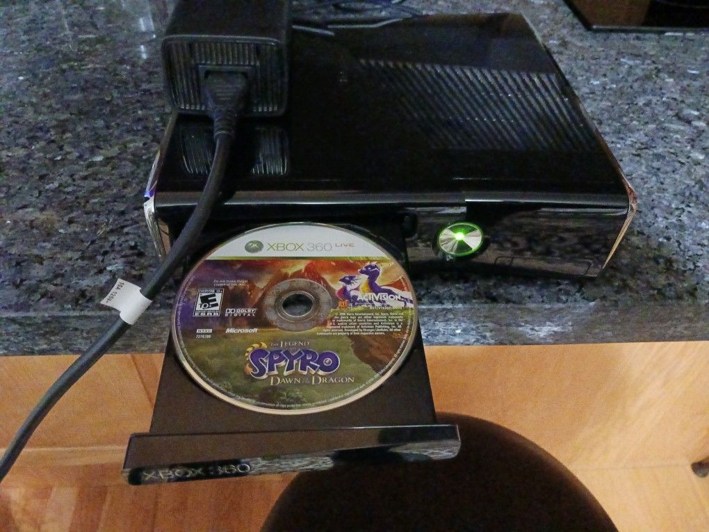 Xbox 360s Gaming Console