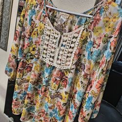 Beautiful Shirt 15$