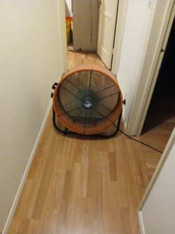 24 Inch Fan