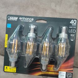 Feit Electric LED Candelabra Bulbs, Dimmable, 40W Equivalent, E12 Base, 2700K Soft White, Vintage B10 Candelabra Bulb, BPCFC40927CAFIL/4/RP, 4-Pack