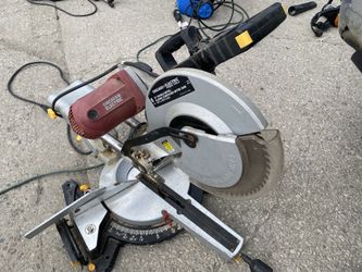Chicago Electric 10" Compound Miter Saw - Work Good
