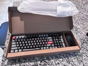 New MSi Forge GK110 Combo Keyboard with Mouse