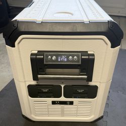 Explorer Bear 45L Electric Cooler – Like New