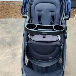 Graco Modes Sit And Sleep, Rear View facing And Forward  View Facing  Stroller , Like New Move Out Sale 