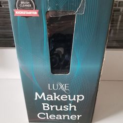 Luxe Makeup Brush Cleaner