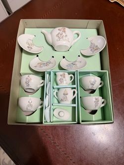 PRECIOUS MOMENTS 12 PC TEA SET