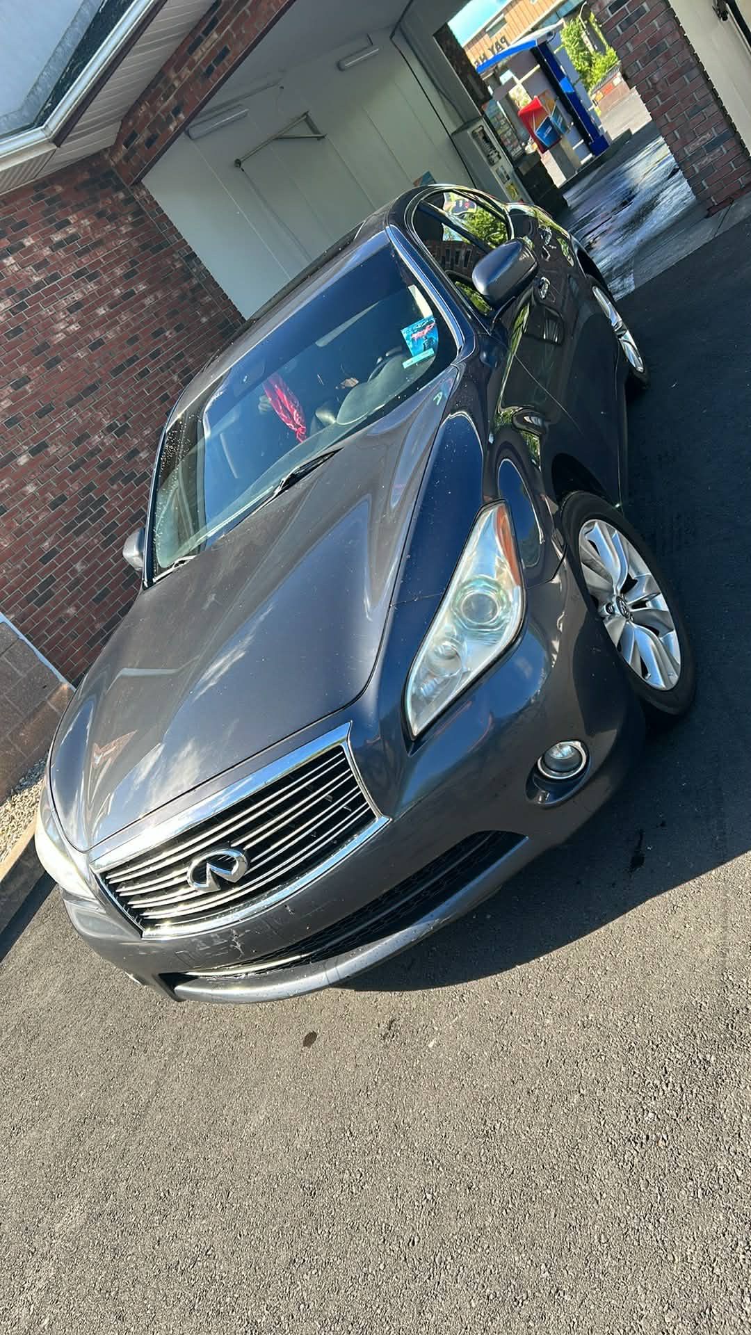 2011 Infiniti M37