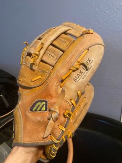 Mizuno Max Flex Professional Model Baseball Glove