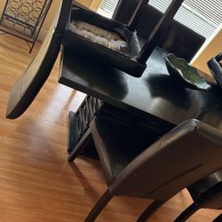 Kitchen Table 