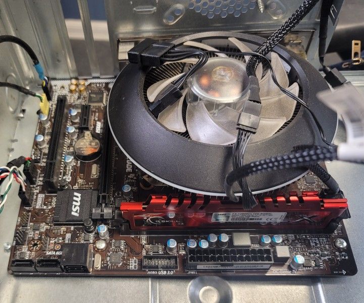 AMD A8-7600, MSI A68HM-Grenade Micro ATX, Cooler Master G100M, 8gb Gskill DDR3 Ram, Rosewill 450w PSU