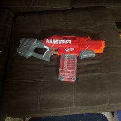 MEGA Nerf gun with mag  no battery’s included mag holds 10 bullets