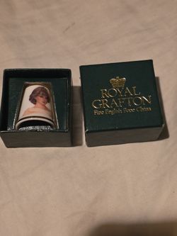 Vintage Royal Grafton Princess Diana Commemorative Thimble with Box