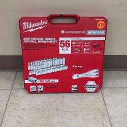 MILWAUKEE 48-22-9008 56 PC 3/8” METRIC & SAE RATCHET AND SOCKETS W/ FOUR FLAT SIDES 