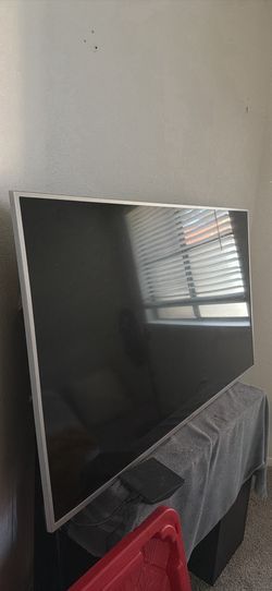 60in Sharp smart Android tv with mount