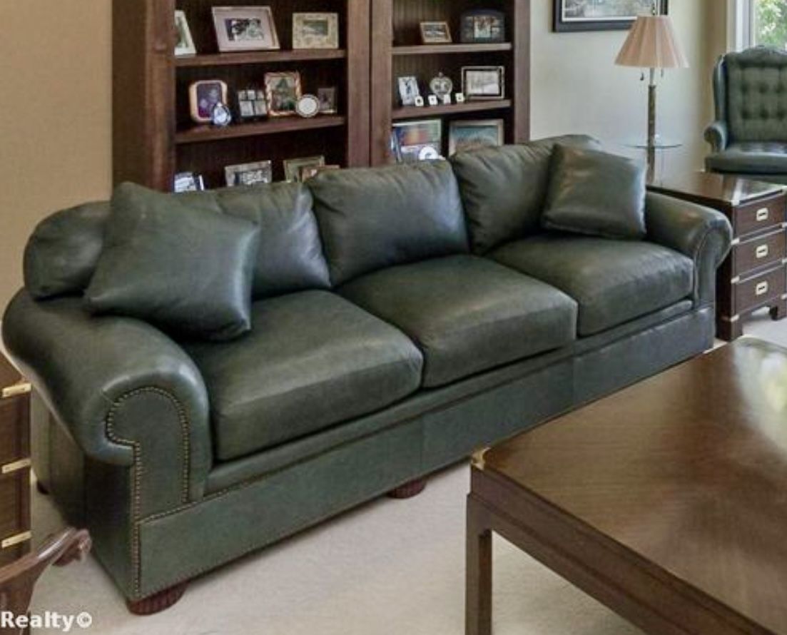 Classic Furniture Leather Inc. Sofa
