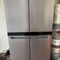 Whirlpool Refrigerator 