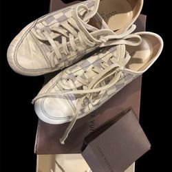 Louis Vuitton Sneakers With Box And Dust Bag 