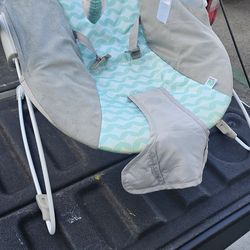 Ity baby bouncer
