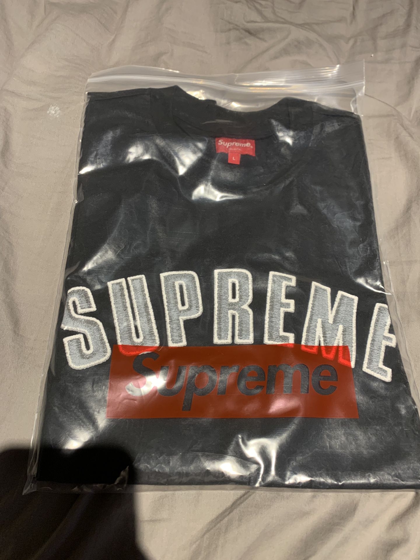 Supreme Printed Arc S/S tee size Large