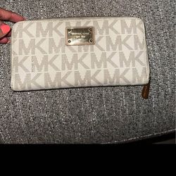 Michael Kors wallet