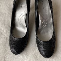 Tahari High Heel Pumps