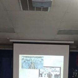 * MITSUBISHI ELECTRIC DLPTM PROJECTOR/PROIETTORE DLPTM/ DLPTM PROJEKTOR/PROJECTEUR DLPTM/ PROYECTOR DLPT™ MODEL/MODELLO/MODELL/MODELE/MODELO HC3000 AC