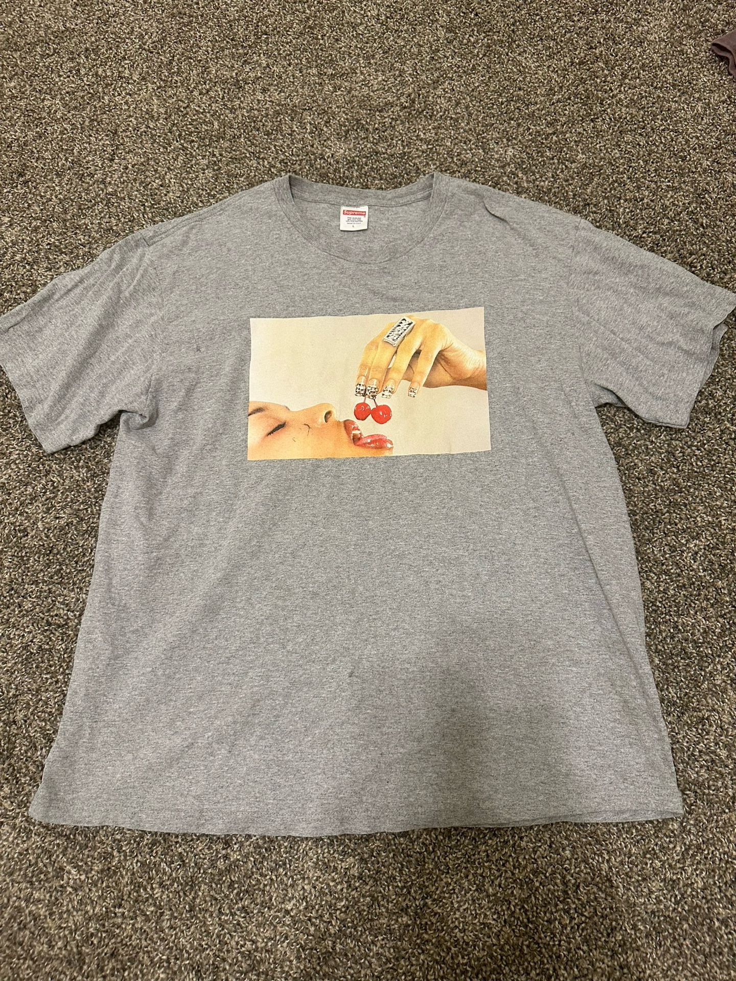 Supreme Tee