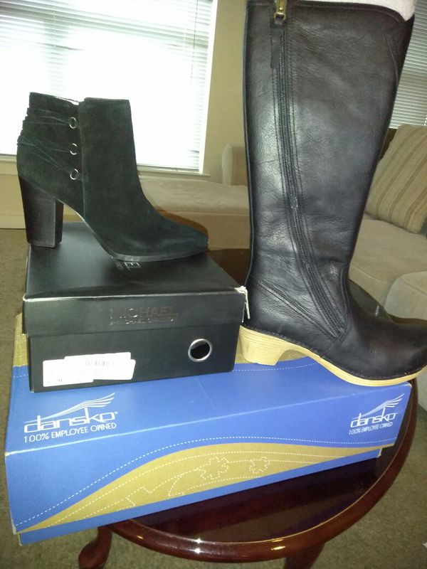 I have a 2 pack gift set size 9 women's boots 100 for the